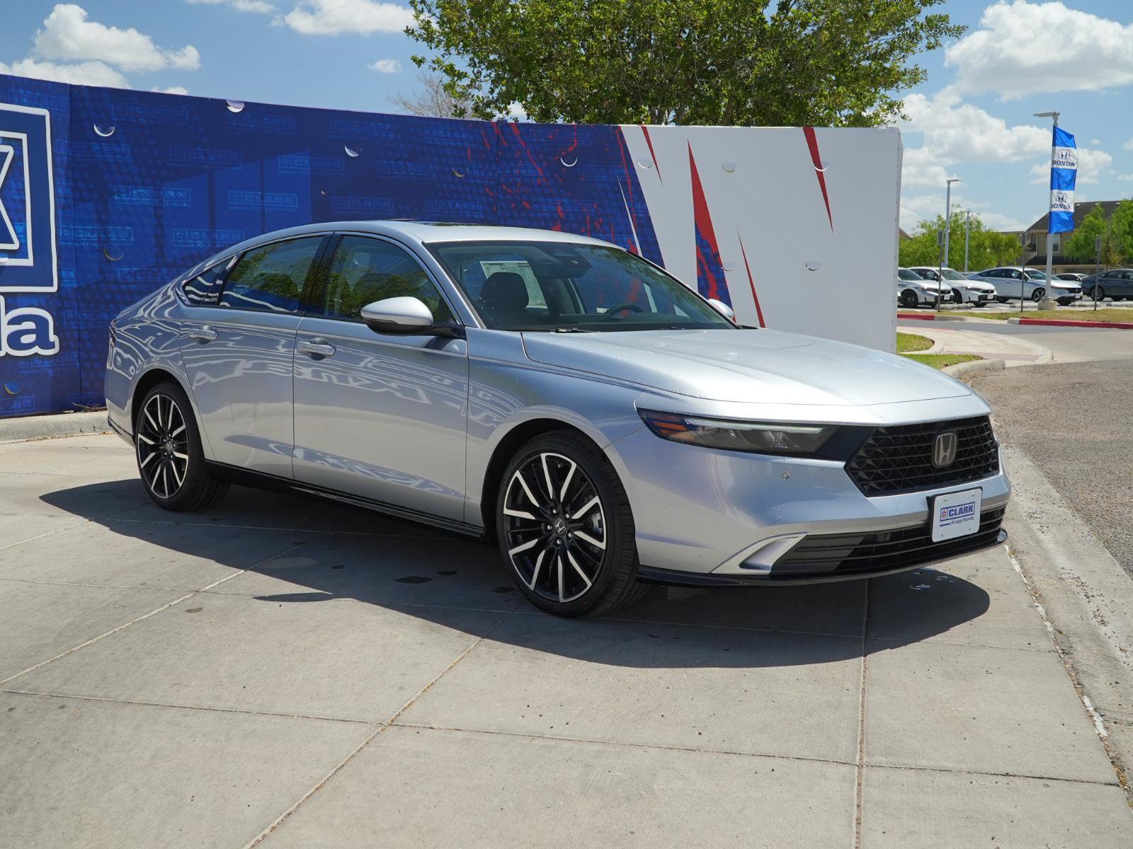 Used 2026 Honda Accord Touring image 4