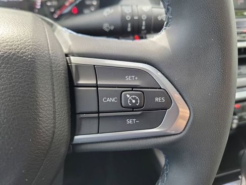 Used 2022 Jeep Compass Latitude image 6