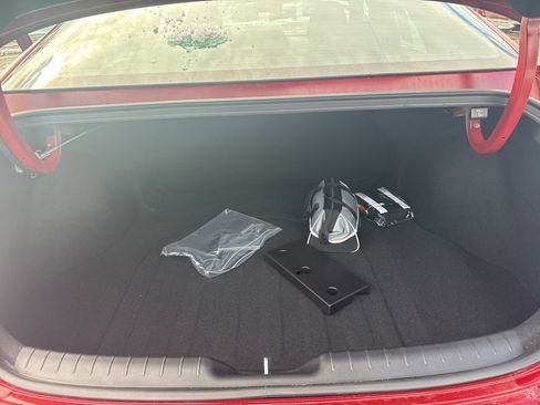 Certified 2025 Hyundai Elantra Sport image 33