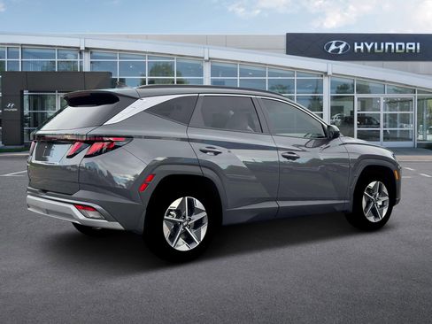 New 2026 Hyundai Tucson SEL image 8