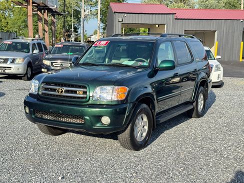 Used 2002 Toyota Sequoia Limited w/ Gold Pkg AWD/4WD image 1