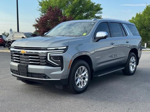 Used 2025 Chevrolet Tahoe Premier AWD/4WD image 7