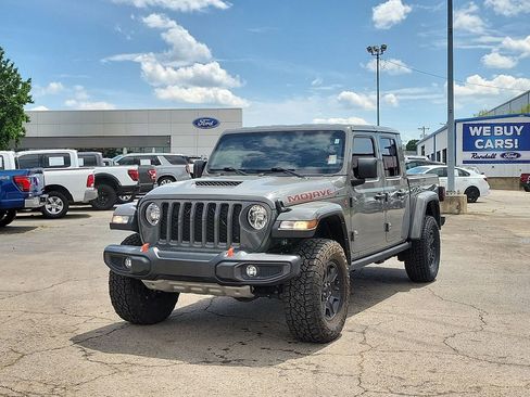 Used 2022 Jeep Gladiator Mojave w/ Cold Weather Group AWD/4WD image 2