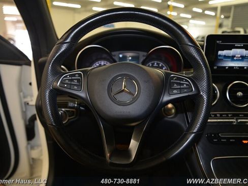 Used 2019 Mercedes-Benz GLC 300 image 25