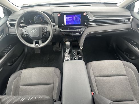 Used 2025 Toyota Camry LE FWD image 22