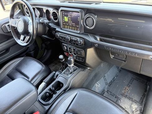 Used 2022 Jeep Wrangler Unlimited Rubicon AWD/4WD image 13