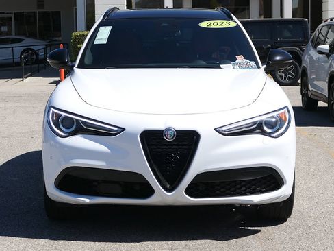 Used 2023 Alfa Romeo Stelvio Veloce AWD/4WD image 6