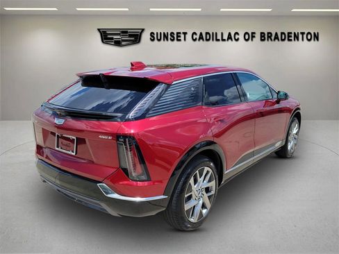 New 2026 Cadillac Optiq Luxury 1 w/ LPO, Floor Liner Package RWD image 4