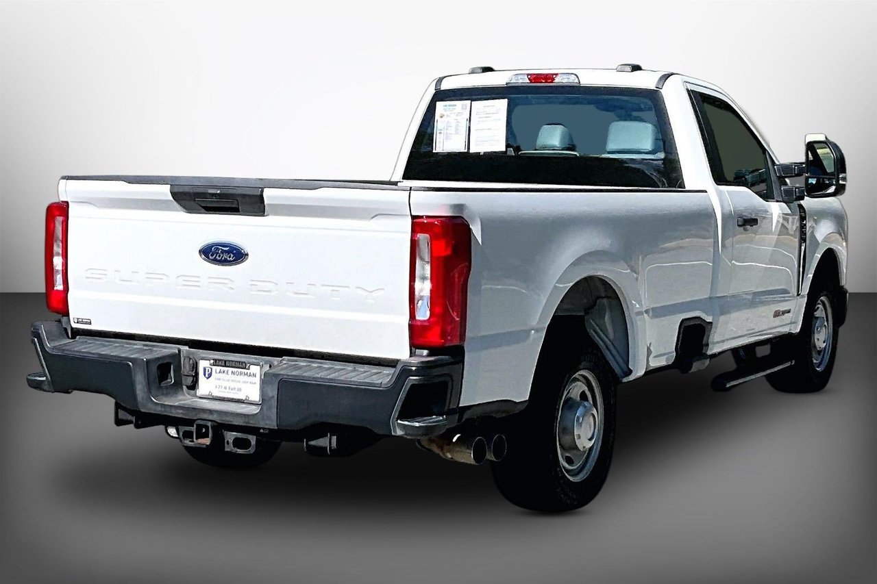Used 2023 Ford F250 XL RWD image 8