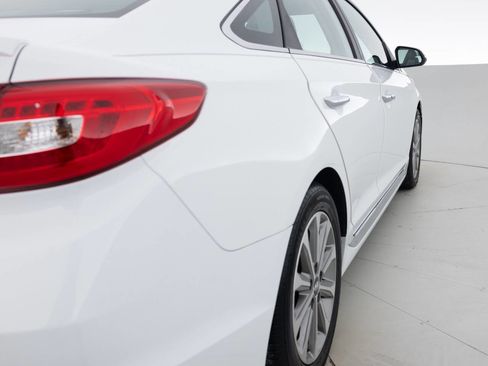 Used 2017 Hyundai Sonata Limited w/ Tech Package 03 FWD image 14