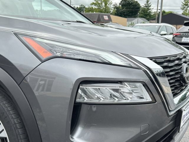 Used 2023 Nissan Rogue SV AWD/4WD image 12