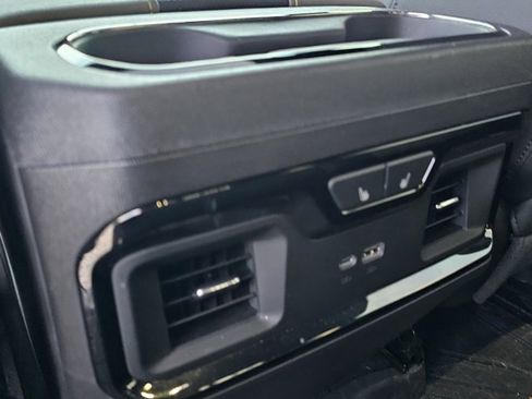 Used 2024 Chevrolet Silverado 1500 ZR2 w/ Technology Package image 10