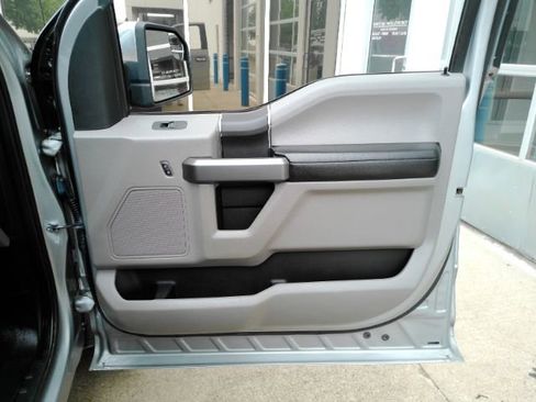 Used 2020 Ford F150 XLT AWD/4WD image 19