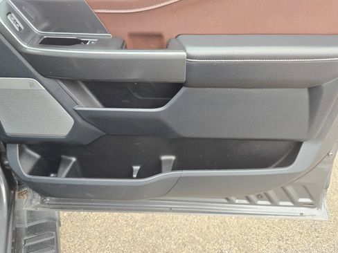 Used 2023 Ford F150 Lariat w/ Equipment Group 502A High image 4