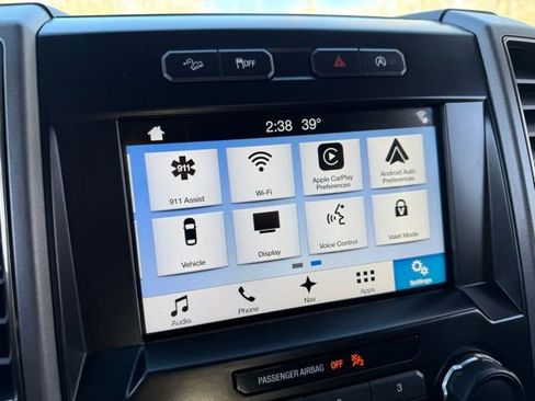 Certified 2018 Ford F150 Raptor w/ Equipment Group 801A Mid image 34