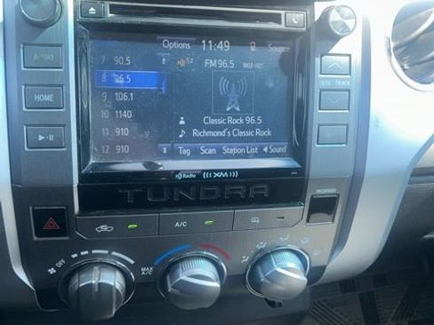 Used 2016 Toyota Tundra SR5 w/ Tow Package image 23