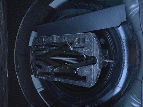 Used 2018 Volkswagen Passat 2.0T R-Line image 30