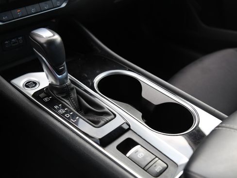 Used 2021 Nissan Altima 2.5 SV w/ SV Premium Package image 18