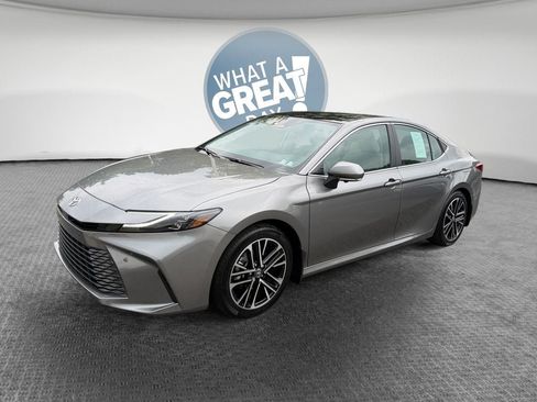 Certified 2026 Toyota Camry XLE w/ Premium Plus Package FWD image 8