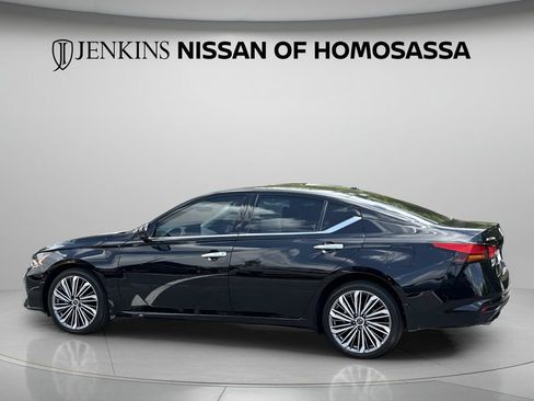 Certified 2024 Nissan Altima 2.5 SL AWD/4WD image 10
