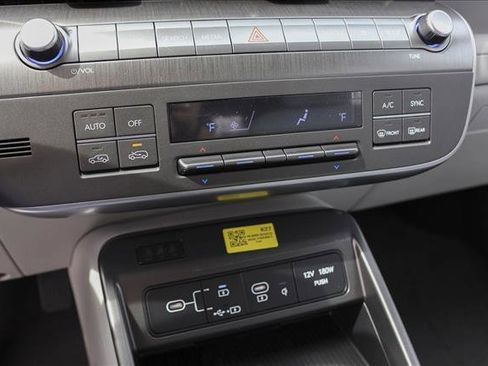 New 2026 Hyundai Kona SEL Premium image 19