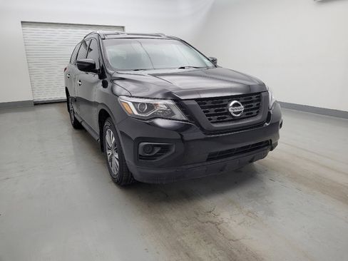 Used 2020 Nissan Pathfinder S AWD/4WD image 14