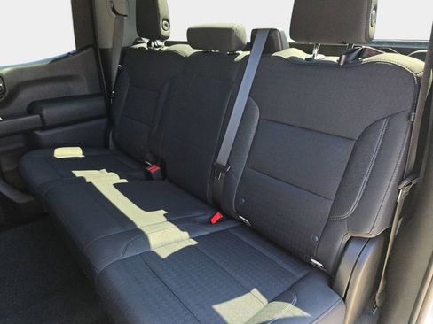 Used 2022 Chevrolet Silverado 1500 Custom image 16