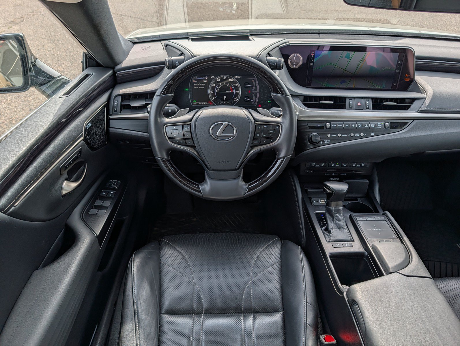 Used 2020 Lexus ES 300h FWD image 18