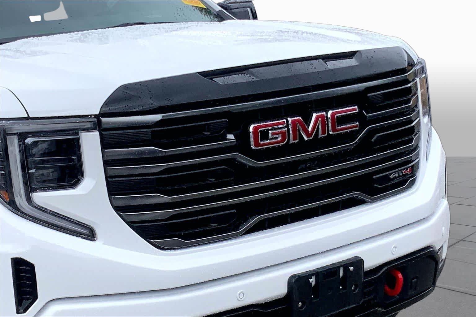 Used 2026 GMC Sierra 1500 AT4 w/ AT4 Premium Package AWD/4WD image 27