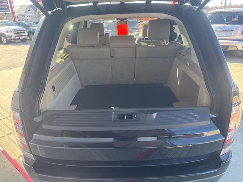 Used 2017 Land Rover Range Rover HSE image 27