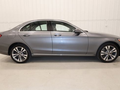 Used 2021 Mercedes-Benz C 300 4MATIC Sedan image 2