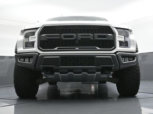 Used 2019 Ford F150 Raptor w/ Equipment Group 802A Luxury image 22