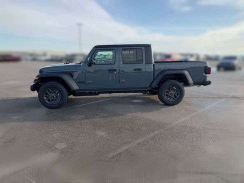New 2026 Jeep Gladiator Sport image 6