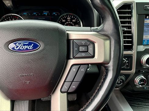 Used 2018 Ford F150 Platinum w/ Equipment Group 701A Luxury AWD/4WD image 13