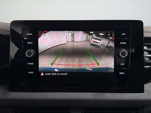 New 2026 Volkswagen Jetta SE FWD image 27