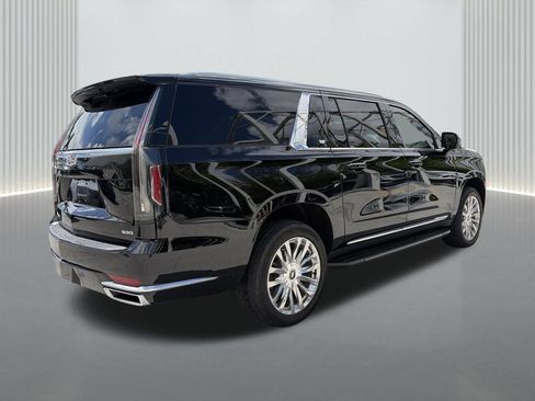 Used 2023 Cadillac Escalade ESV Premium Luxury RWD image 7