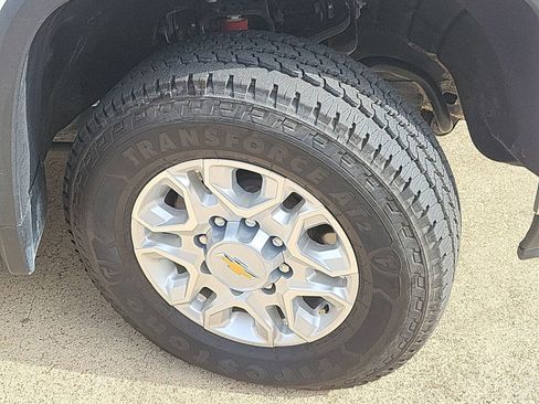 Certified 2025 Chevrolet Silverado 2500 LT image 32