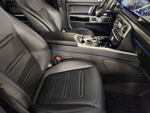 Used 2021 Mercedes-Benz G 550 image 3