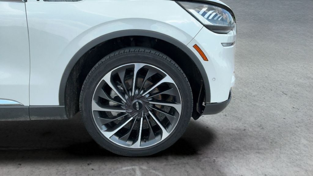 Used 2024 Lincoln Aviator Reserve w/ Equipment Group 201A RWD image 25