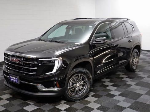 Used 2025 GMC Acadia Elevation image 2