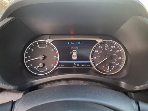 New 2025 Nissan Sentra SR w/ SR Premium Package FWD image 24