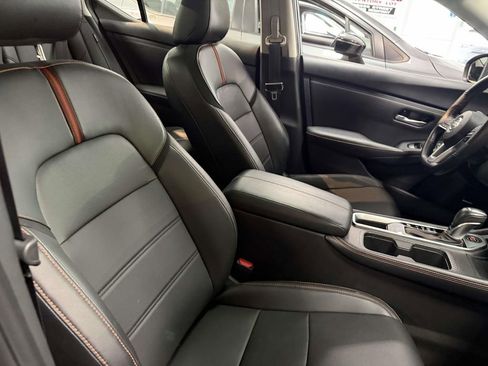 Used 2023 Nissan Sentra SR w/ SR Premium Package FWD image 27