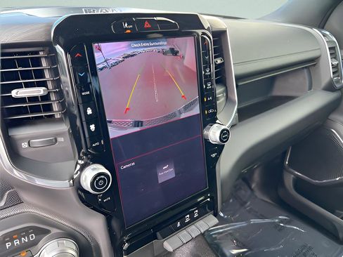 Used 2025 RAM 1500 Laramie AWD/4WD image 10