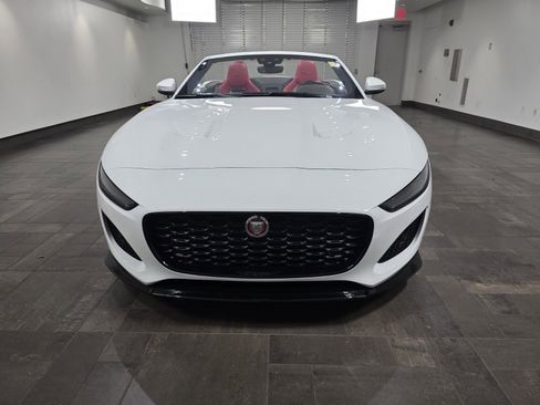 Used 2021 Jaguar F-TYPE Convertible image 2