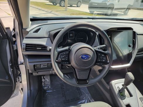 Used 2024 Subaru Crosstrek 2.0i Premium image 20