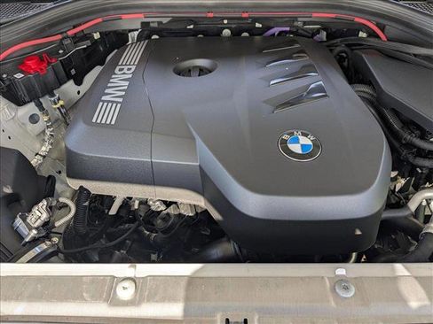 Used 2025 BMW X3 xDrive30i w/ Premium Package image 16