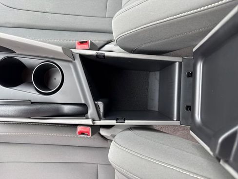 Certified 2025 Hyundai Elantra Sport image 26