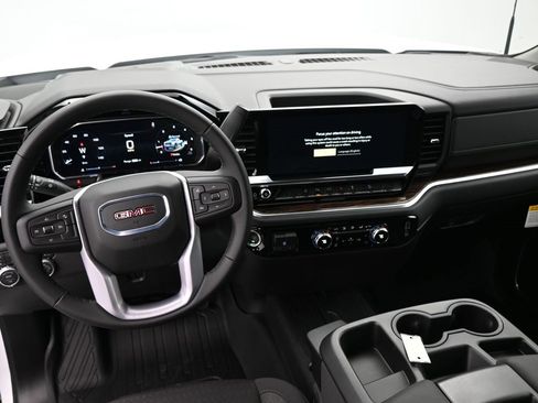 New 2026 GMC Sierra 3500 SLE image 13