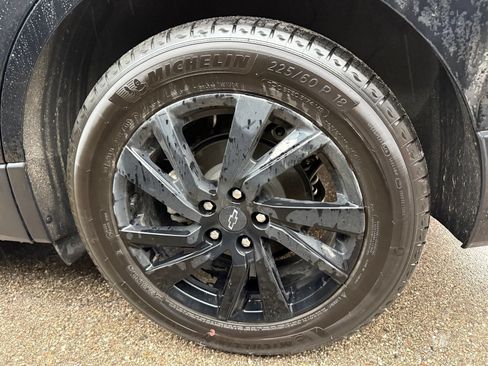 Used 2024 Chevrolet Equinox LS w/ LS Convenience Package AWD/4WD image 8