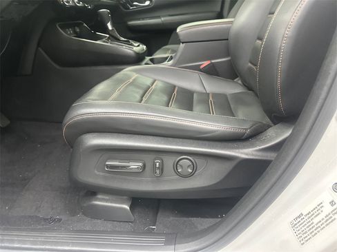 Used 2023 Honda CR-V Sport Touring image 10